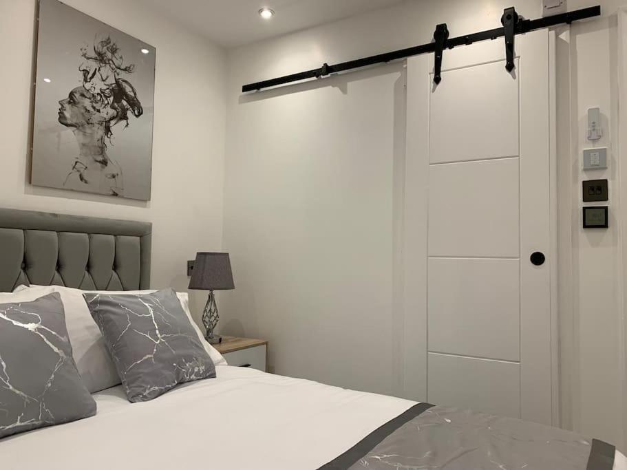 Apartment C, A One Bedroom Flat In South London Carshalton Екстер'єр фото